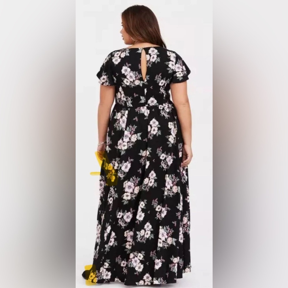 Torrid Womens Black Floral Challis Maxi Dress  Feminine Boho Garden Party - Picture 3 of 3